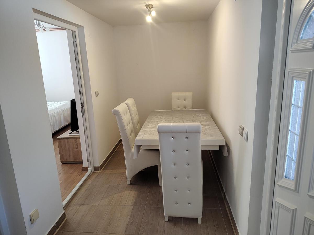 Apartman Anastasija Surčin المظهر الخارجي الصورة