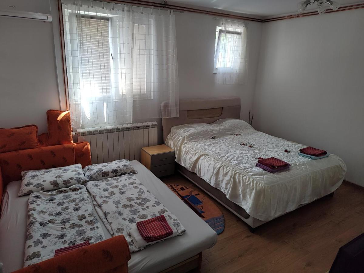 Apartman Anastasija Surčin المظهر الخارجي الصورة